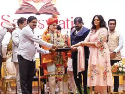Governor says protecting culture and literature is important