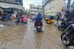 Heavy Rains in Hyderabad Cause Traffic Jams and Safety Warning