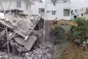 Illegal villas demolished in Manikonda