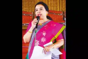 Jhansi Reddy warns Errabelli’s supporters will face consequences