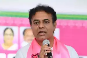 KTR criticizes Congress government for ending KCR Kit Scheme