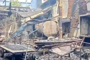 Large fire erupts at Katedan rubber factory