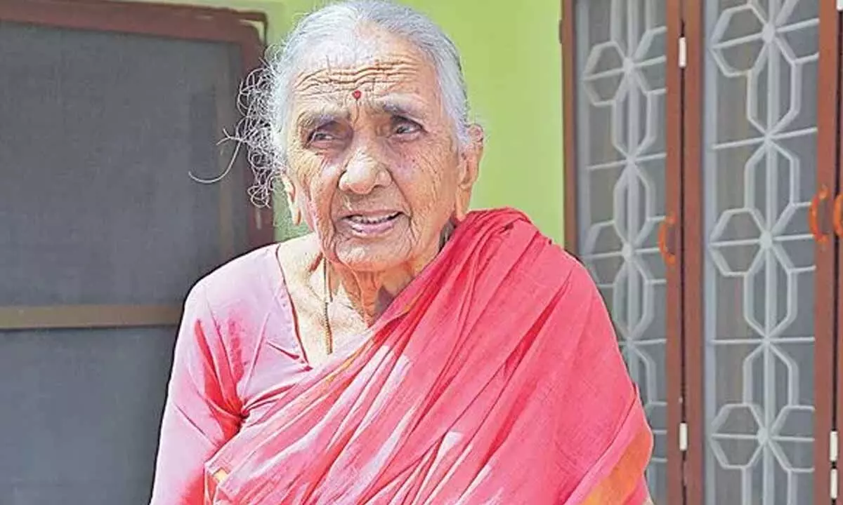 Leader of Telangana farmers’ struggle Dodda Padma dies