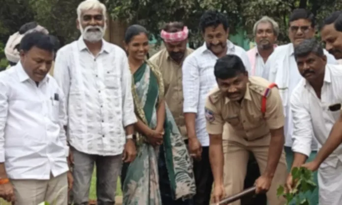 Market Yard Chairman Doddappa Visits Indiramma Houses and Plants Trees in Uppal Camp