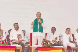 Minister asks banks to increase loans for farmers