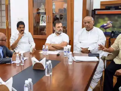 Revanth advocates for 42% reservation for backward classes