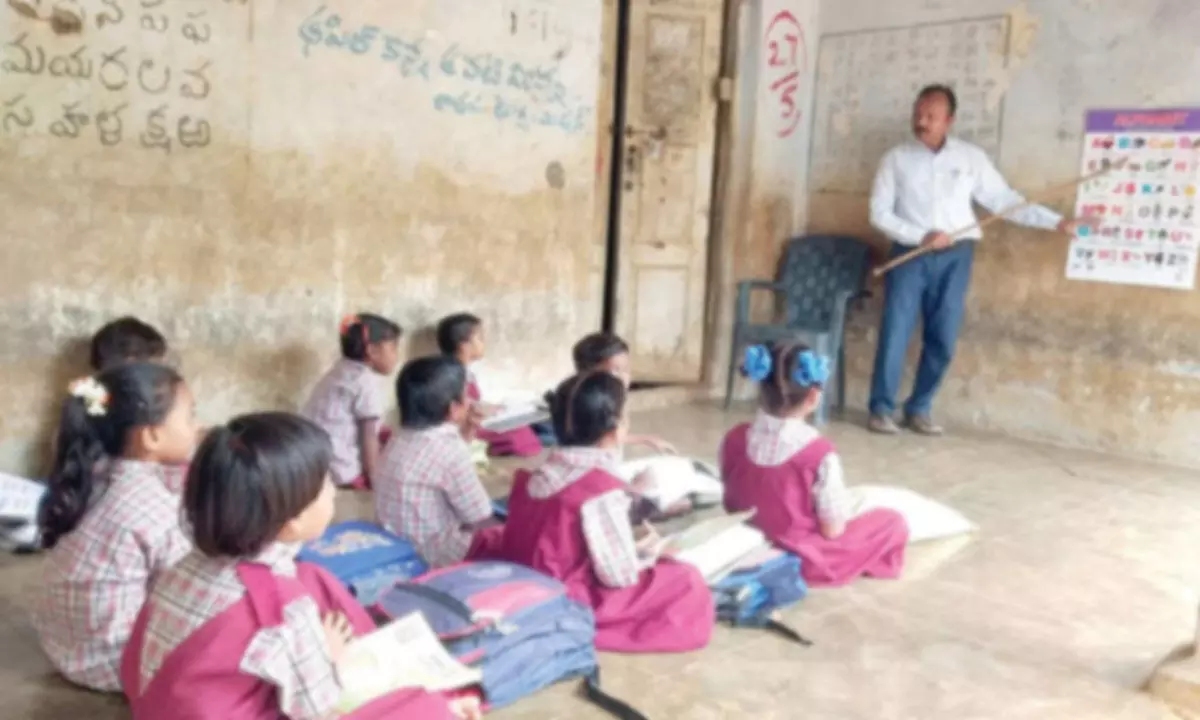 Teacher helps revive neglected school in tiger area