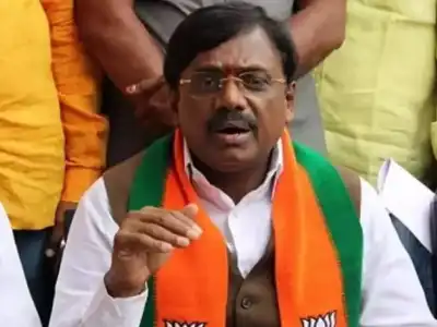 Telangana Government to Give Indiramma Houses Says Minister Vivek Venkataswamy