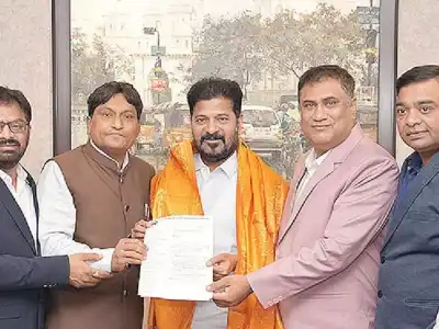 THCAA members ask CM for lawyers’ housing society in Rajendra Nagar
