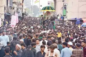 Thousands of Muslims observe Ashura with reverence and reflection