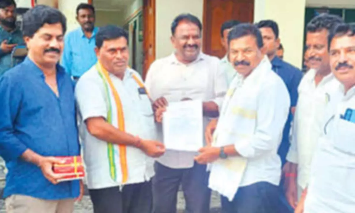 Varala Narasingham becomes Karimnagar Congress VP