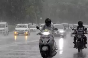 Weather Alert: Rain expected in AP and Telangana for the next three days
