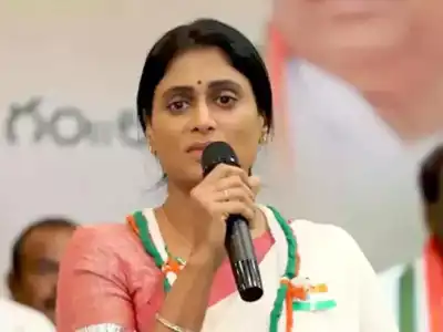 YS Sharmila asks Telangana government to build YSR memorial in Hyderabad
