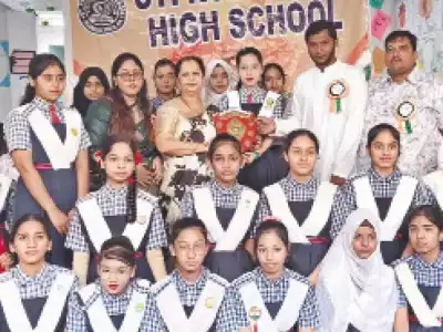 10th grade girls win inter-school volleyball