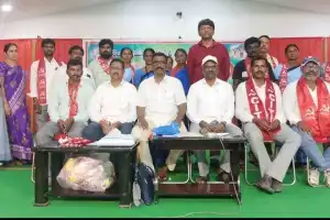 22 People Elected to Committee at Municipal Workers’ Union Meeting