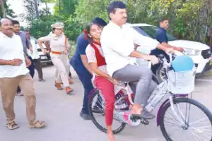 Bicycles given to prevent girls from dropping out of school