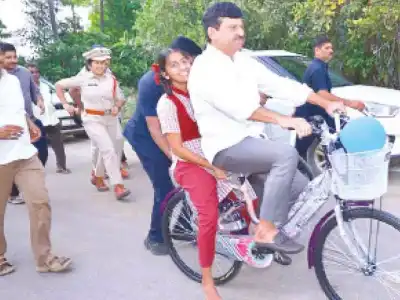 Bicycles given to prevent girls from dropping out of school