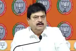 BJP organizing members for relief work says Ramchander Rao