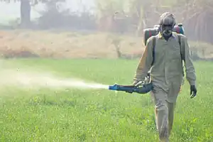 Blaming each other for urea shortage