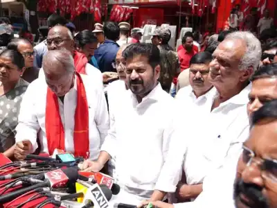 Chief Minister Revanth Reddy attended the funeral of former MP Suravaram Sudhakar Reddy in Hyderabad