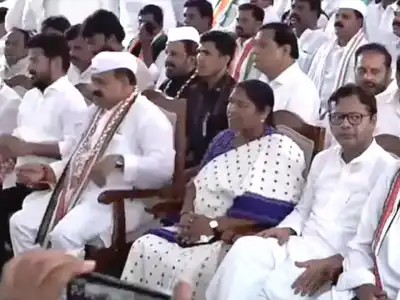Congress holds protest at Jantar Mantar in Delhi for BC reservations