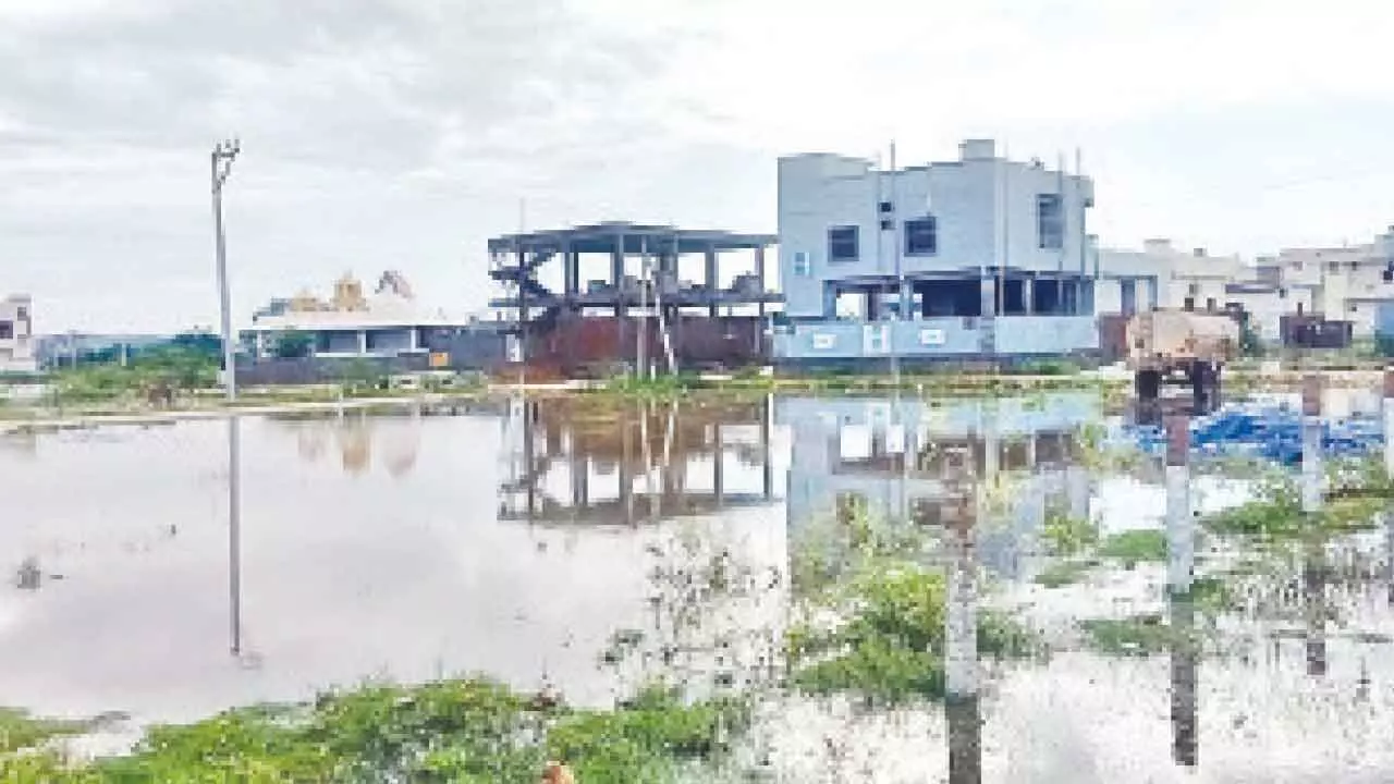 Cyclone brings heavy rain to Nalgonda