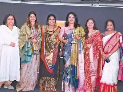 Dewi Collective holds first meeting