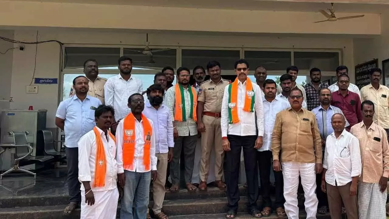 Ex-BJP Leader Reddy Claims Anti-Marwari Slogans Aim to Divide Society