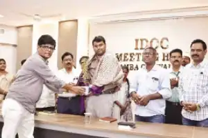 Gadwal Collector honored for outstanding governance