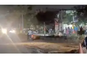 Gadwal residents face darkness due to broken streetlights