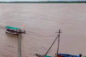 Godavari river overflows to 37ft at Bhadrachalam on Tuesday