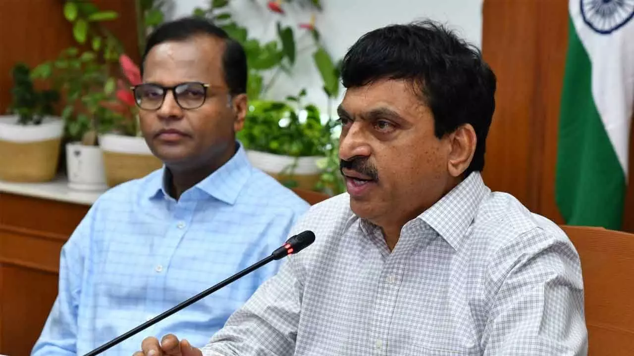 Government gives 1 crore rupees to rain-hit districts