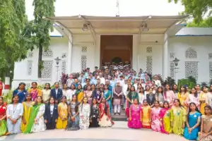 Governor marks Raksha Bandhan with military members