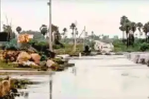 Heavy rains cause Musi River to overflow