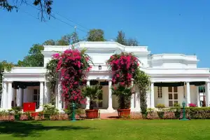 If President Denies Appointment Congress Plans March to Rashtrapati Bhavan