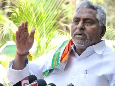 Jeevan Reddy warns of unrest if KCR is harmed