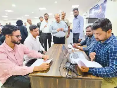 Job fair links 407 applicants with top city employers