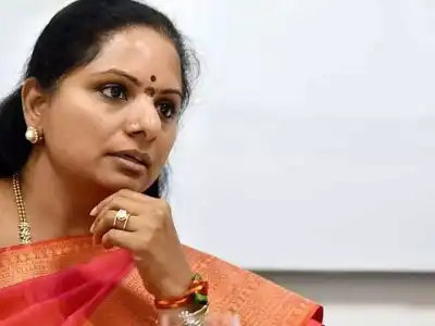 Kavitha calls Jagadish Reddy and Karthik Reddy small