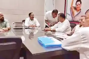 Konda Murali Ends Dispute in Wgl Congress