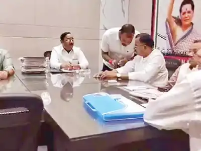Konda Murali Ends Dispute in Wgl Congress
