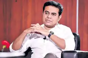 KTR and Bandi Sanjay meet in flood-hit Sircilla while supporters chant slogans