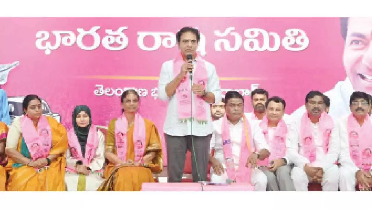 KTR suspects secret deal between Revanth and Modi
