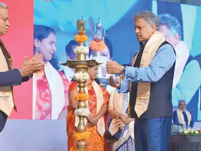 Mahindra University honors 956 graduates at fourth graduation ceremony