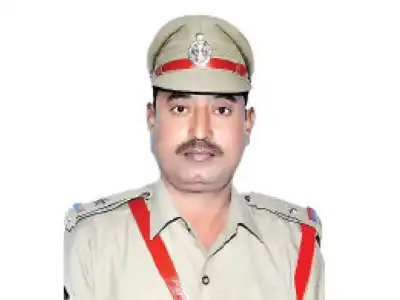 MBNR ASI receives Indian Police Medal