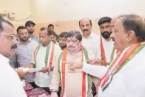 Ministers urge Congress members to secure win