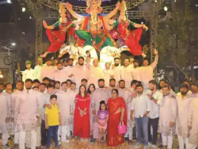 Moosrambagh Celebrates Arrival of 22-Foot Ganesh Statue