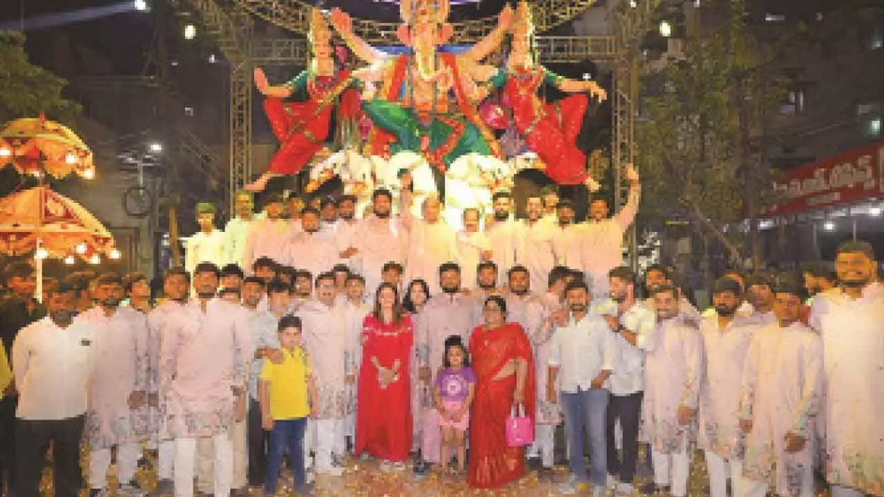 Moosrambagh Celebrates Arrival of 22-Foot Ganesh Statue