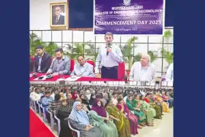 Muffakham Jah College celebrates graduation day