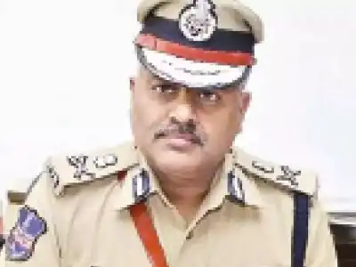 Police Chief conducts mid-year crime review meeting