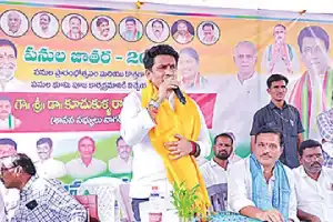Rajesh Reddy warns against bribe-demanding middlemen